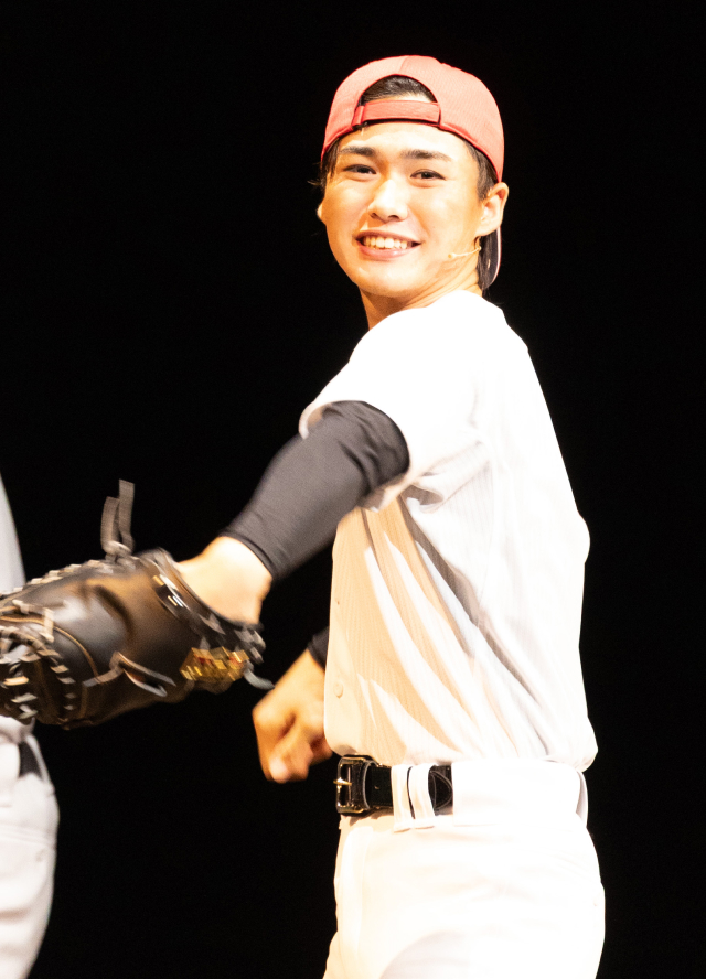 中村嶺亜
